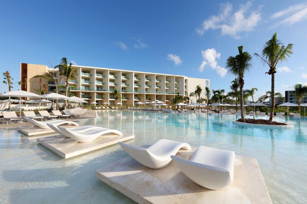 Grand Palladium Costa Mujeres Resort & Spa – All Inclusive Grand Palladium Costa Mujeres Resort & Spa - All Inclusive