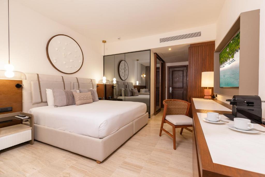Grand Palladium Kantenah Resort & Spa – All Inclusive Grand Palladium Kantenah Resort & Spa - All Inclusive