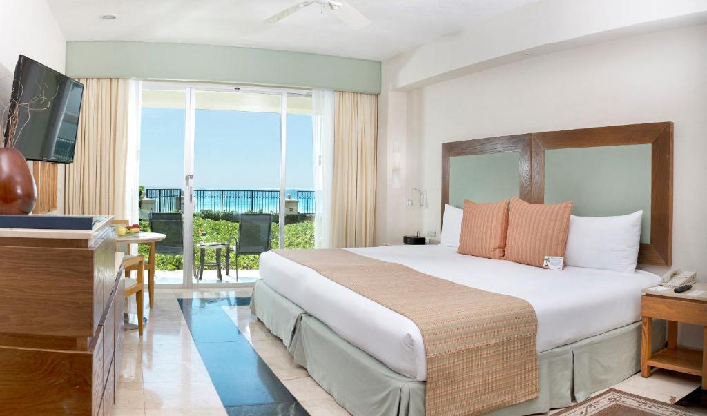 Grand Park Royal Cancun - All Inclusive