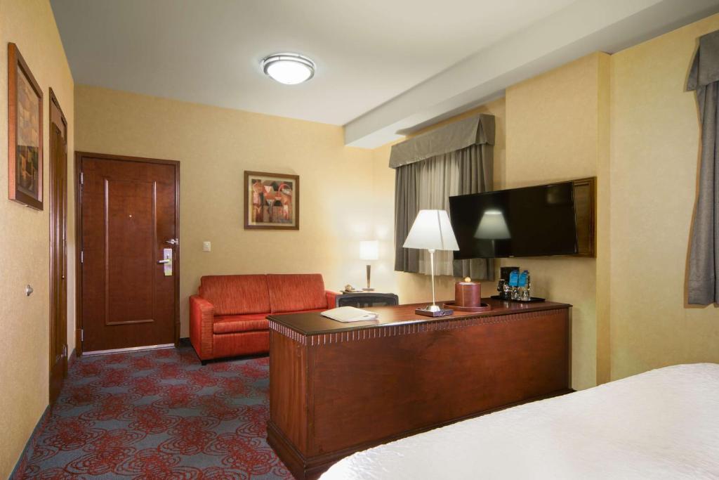 Hampton Inn & Suites Mexico City – Centro Historico Hampton Inn & Suites Mexico City - Centro Historico