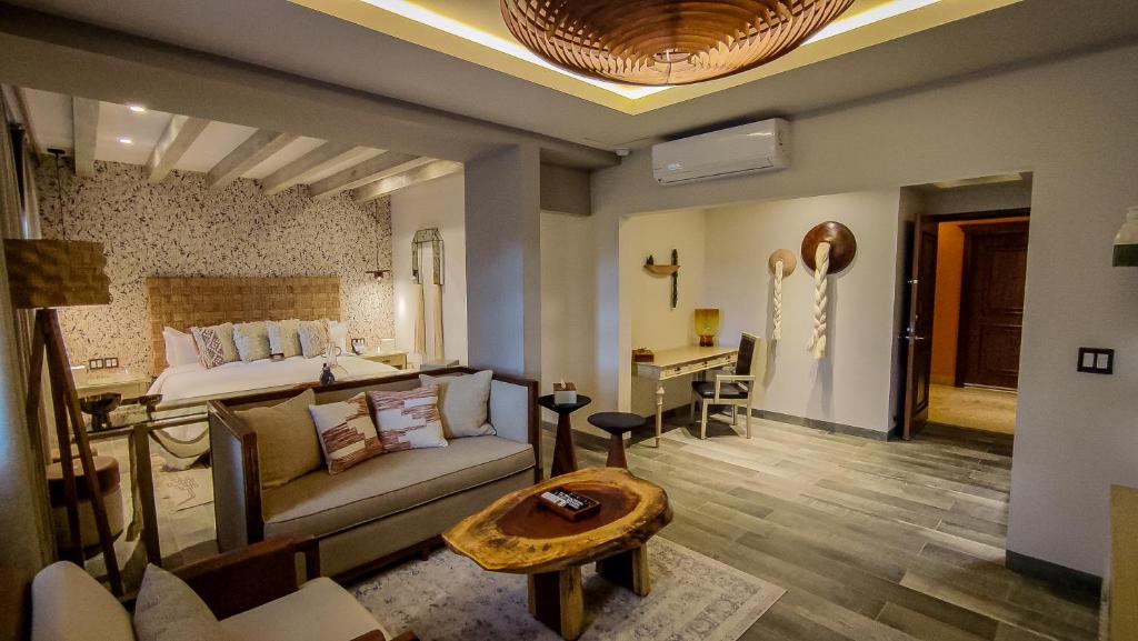 HC HACIENDA CATRINA HOTEL BOUTIQUE