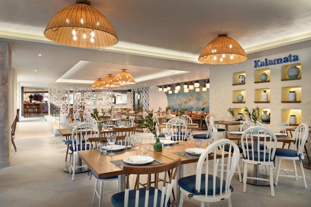 Hilton Playa del Carmen, an All-Inclusive Adult Only Resort Hilton Playa del Carmen, an All-Inclusive Adult Only Resort