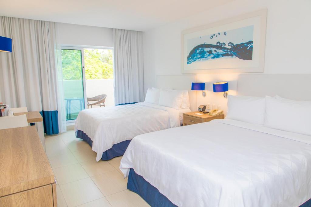 Holiday Inn Acapulco La Isla, an IHG Hotel Holiday Inn Acapulco La Isla, an IHG Hotel