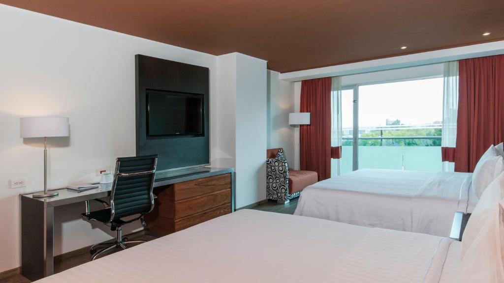 Holiday Inn Buenavista, an IHG Hotel Holiday Inn Buenavista, an IHG Hotel