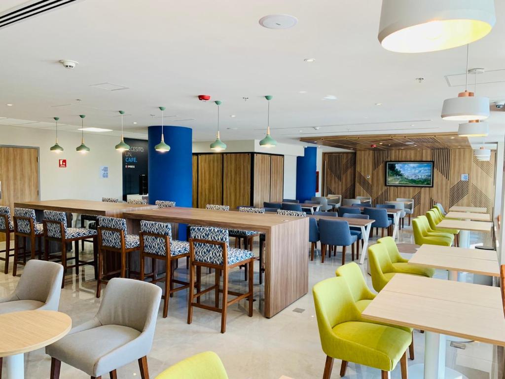 Holiday Inn Express - Guadalajara Vallarta Poniente, an IHG Hotel