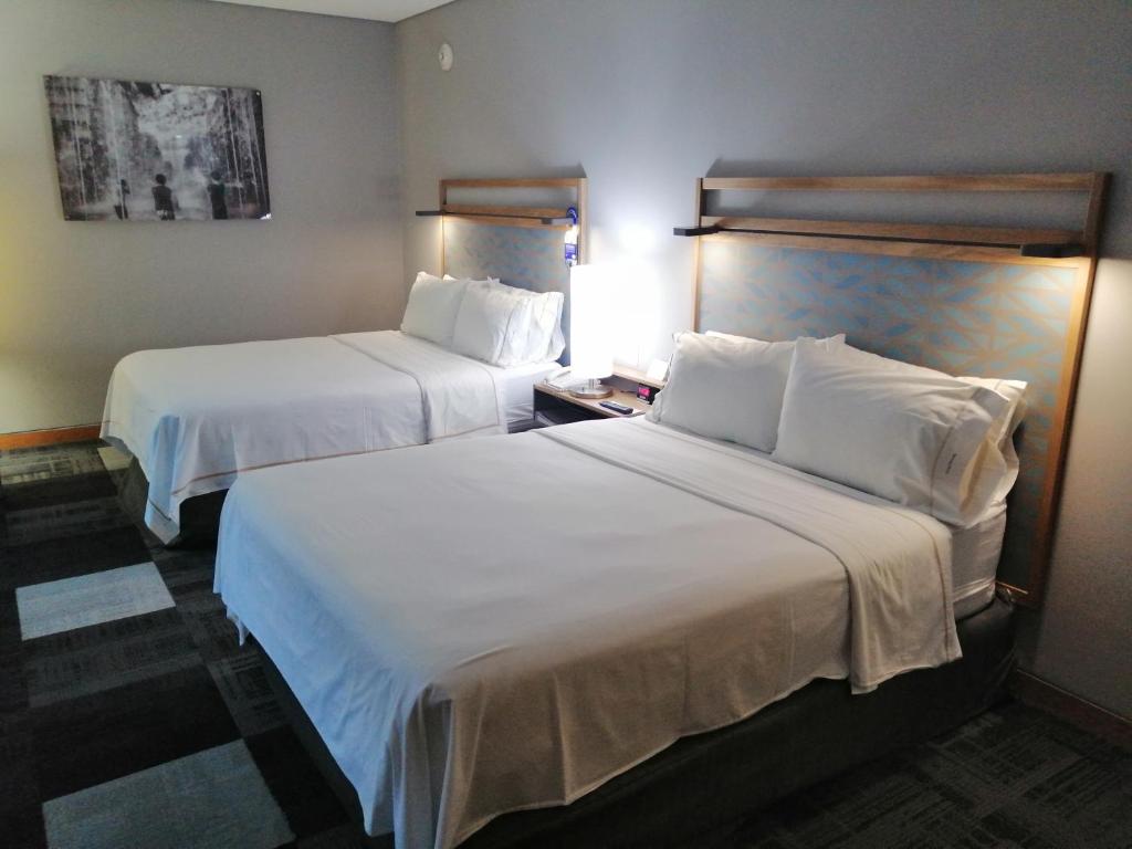 Holiday Inn Express Mexico Reforma, an IHG Hotel Holiday Inn Express Mexico Reforma, an IHG Hotel