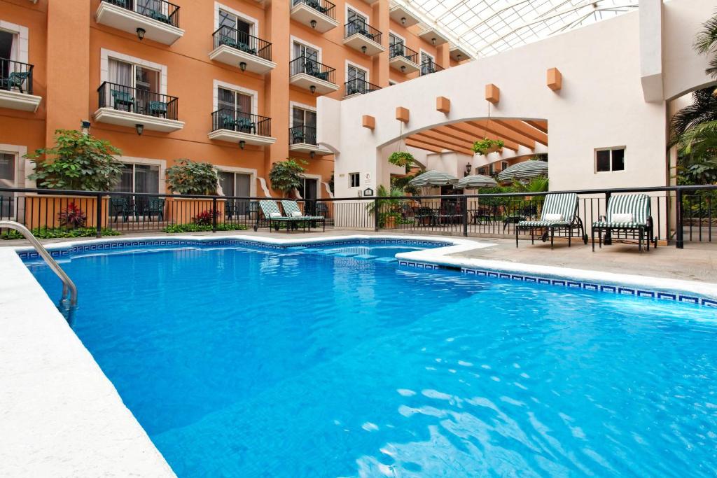 Holiday Inn Express - Monterrey - Tecnologico, an IHG Hotel