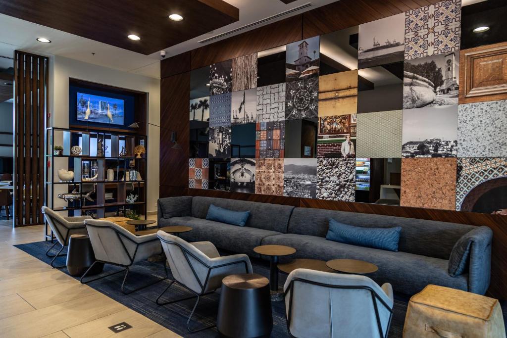 Holiday Inn Express & Suites - Ensenada Centro, an IHG Hotel