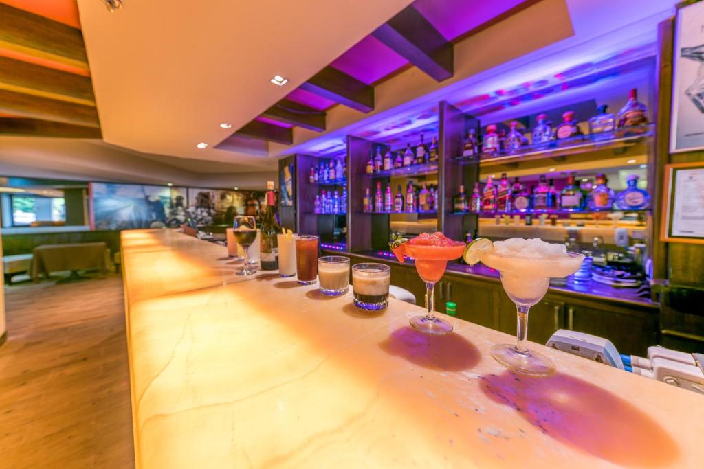 Holiday Inn Guadalajara Expo Plaza del Sol, an IHG Hotel Holiday Inn Guadalajara Expo Plaza del Sol, an IHG Hotel