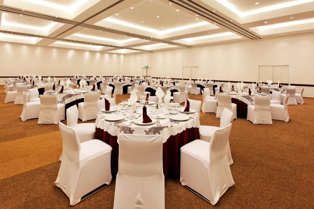 Holiday Inn Mexico City-Plaza Universidad, an IHG Hotel Holiday Inn Mexico City-Plaza Universidad, an IHG Hotel