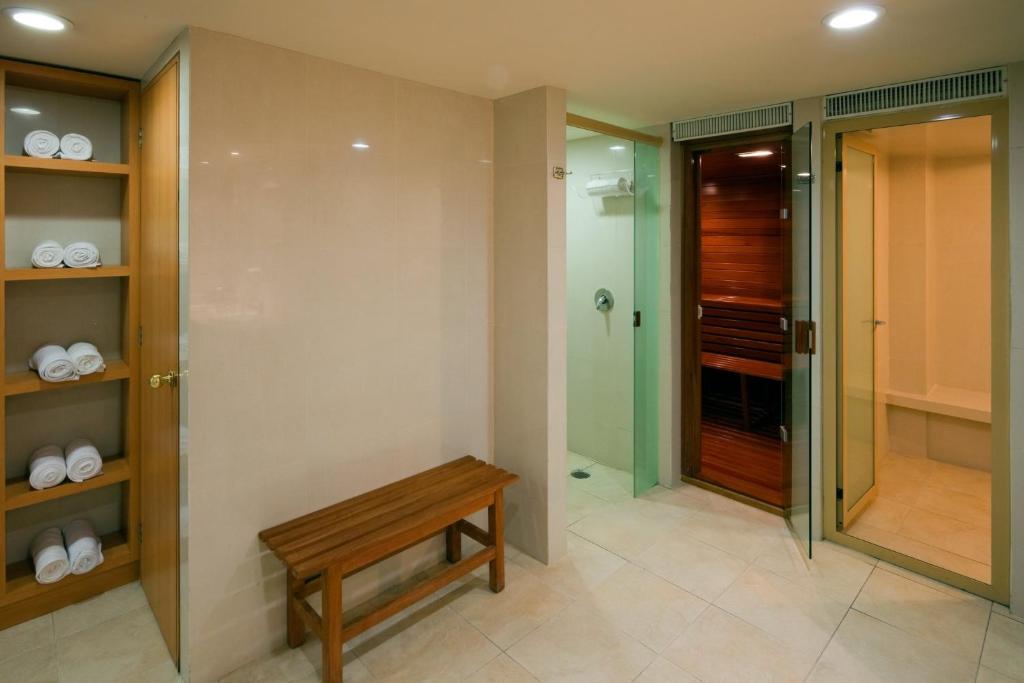 Holiday Inn Mexico City – Trade Center, an IHG Hotel Holiday Inn Mexico City - Trade Center, an IHG Hotel