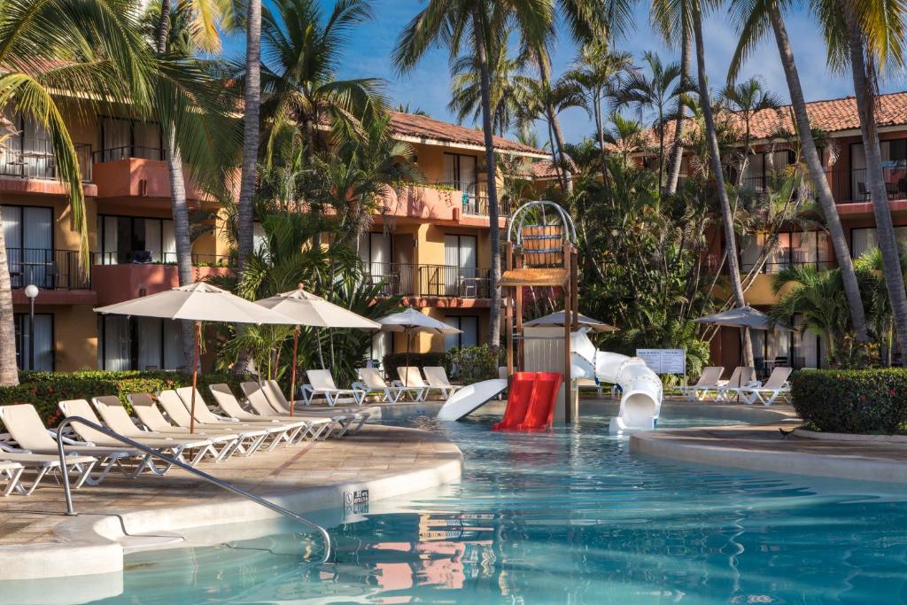 Holiday Inn Resort Ixtapa All-Inclusive, an IHG Hotel Holiday Inn Resort Ixtapa All-Inclusive, an IHG Hotel