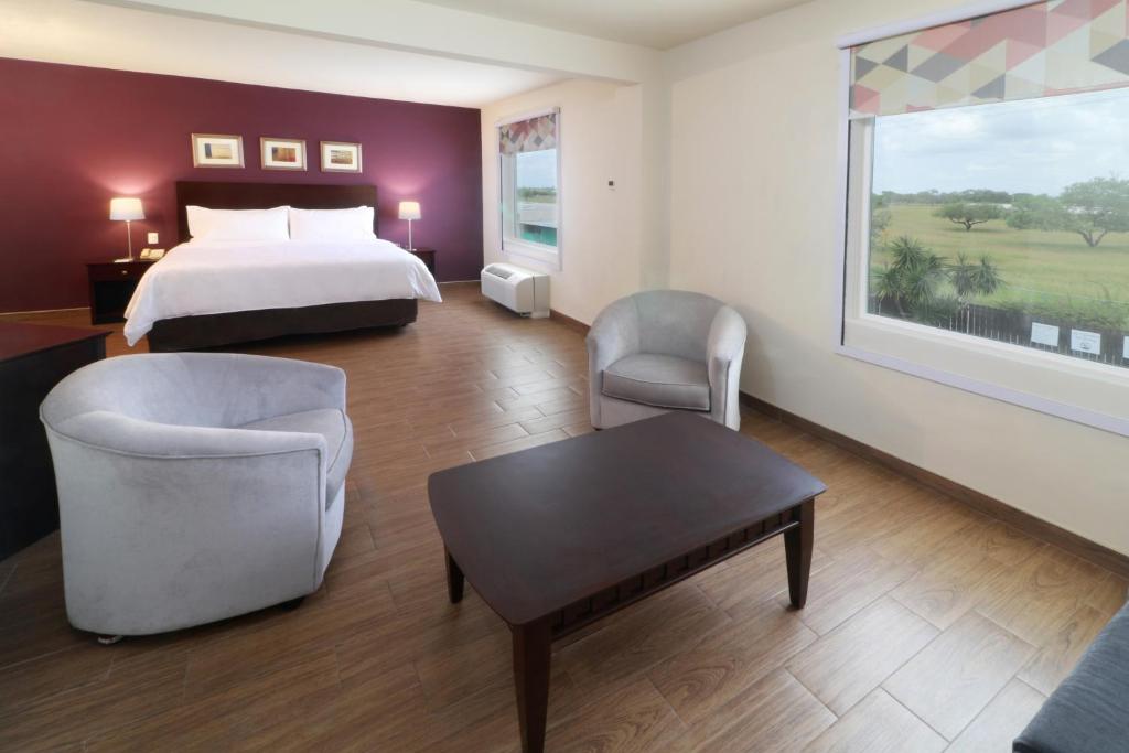 Holiday Inn Reynosa Industrial Poniente, an IHG Hotel Holiday Inn Reynosa Industrial Poniente, an IHG Hotel