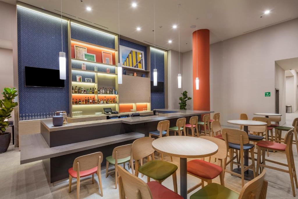 Holiday Inn & Suites – Aguascalientes, an IHG Hotel Holiday Inn & Suites - Aguascalientes, an IHG Hotel