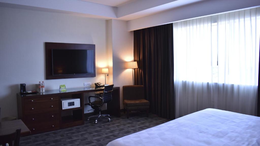 Holiday Inn & Suites Plaza Mayor, an IHG Hotel Holiday Inn & Suites Plaza Mayor, an IHG Hotel