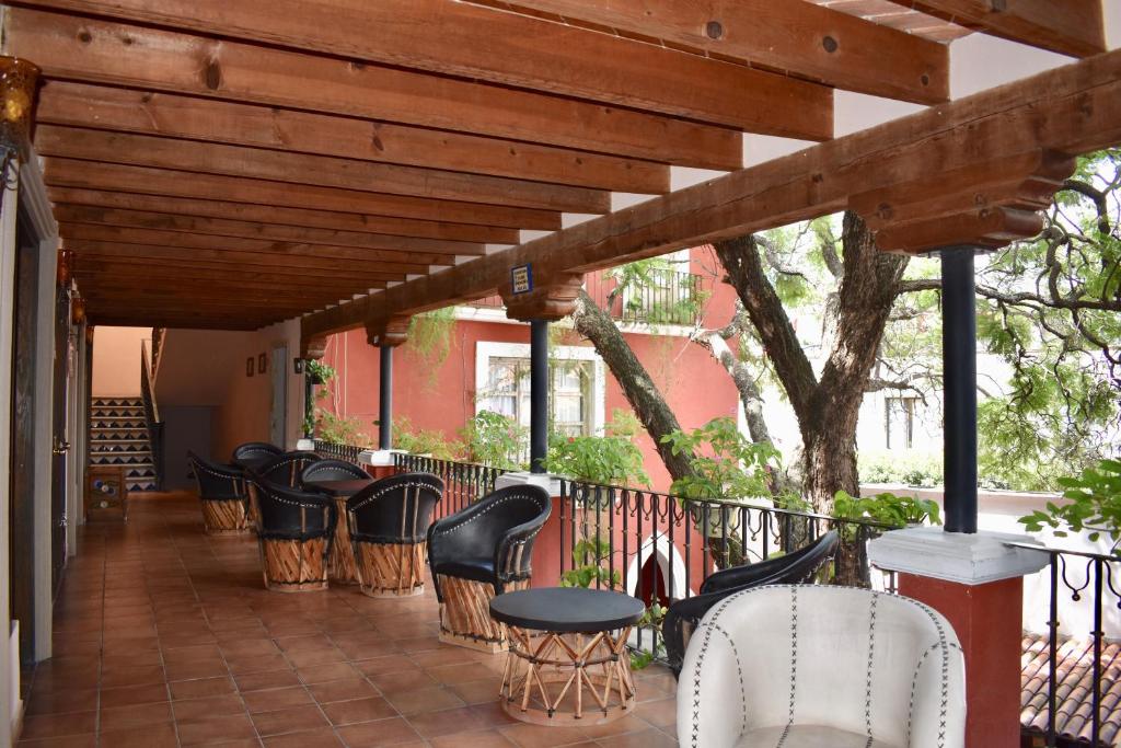 Hotel Ana Catalina and Suites