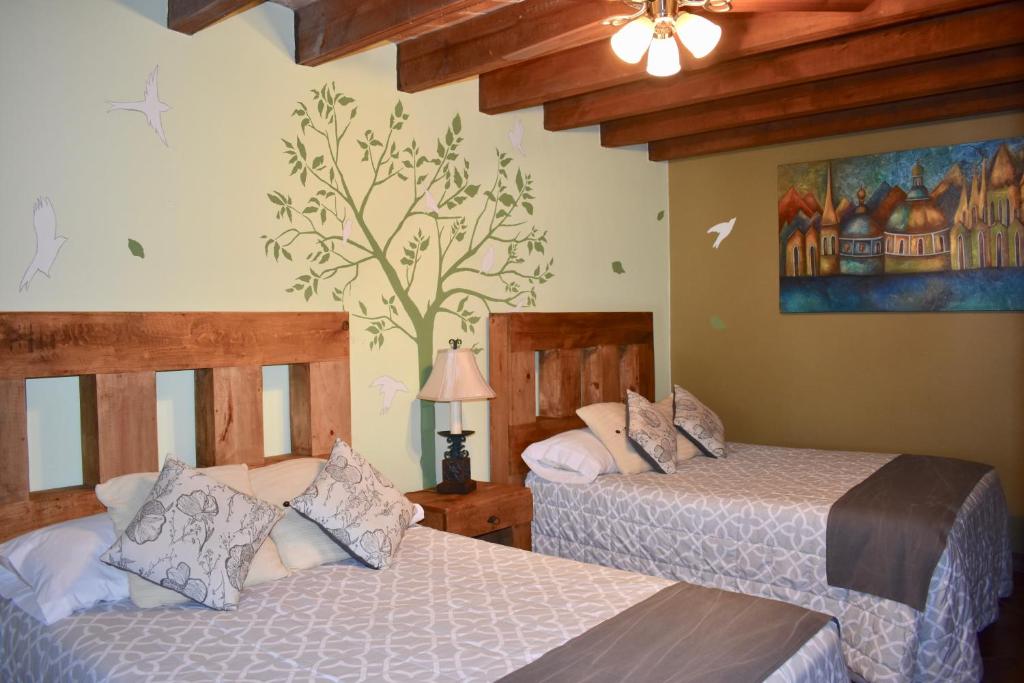 Hotel Ana Catalina and Suites