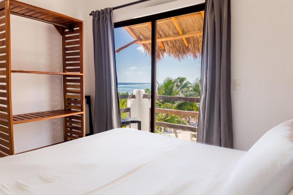 Hotel Blue Reef frente al mar