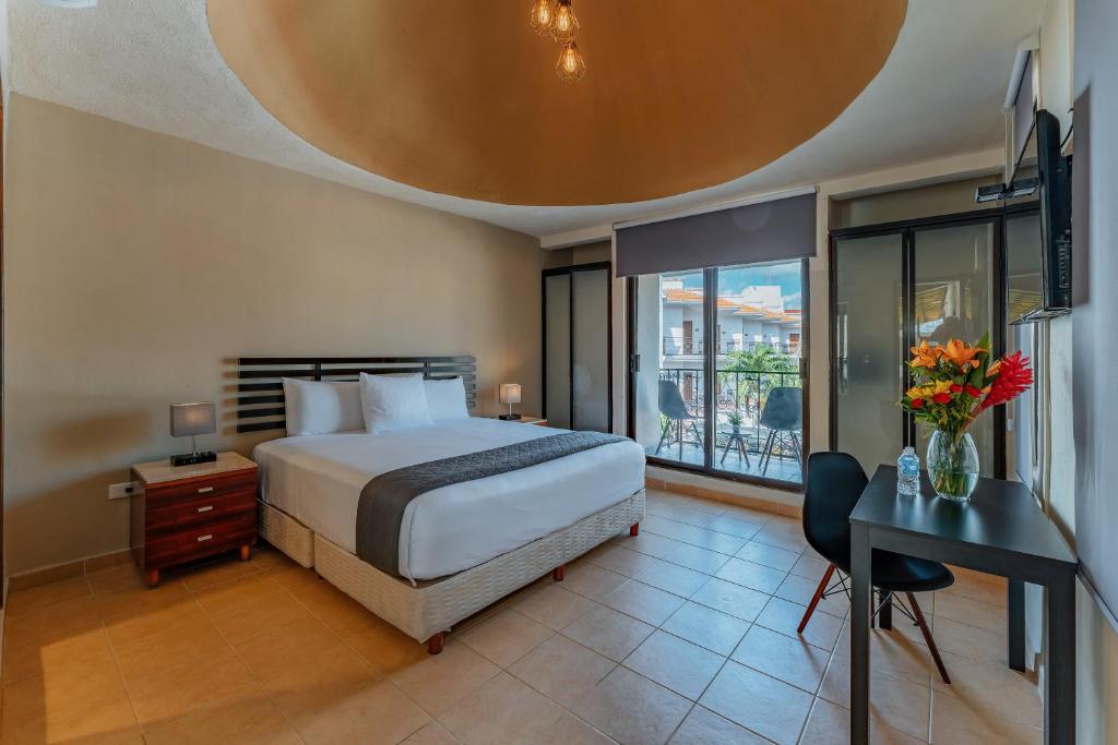 Hotel Brisas 5a AV, Playa del Carmen