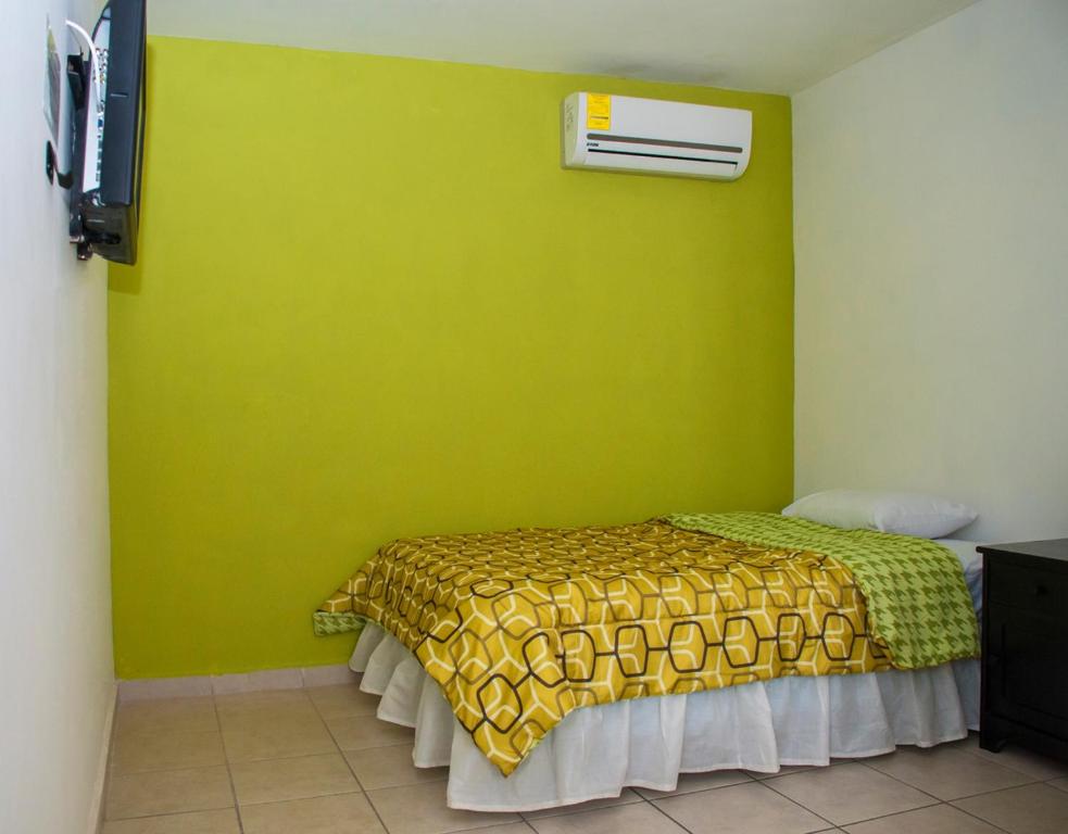 Hotel Bugambilias