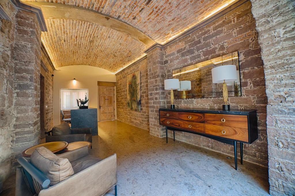 HOTEL CASA ARANZAZU SAN LUIS POTOSI
