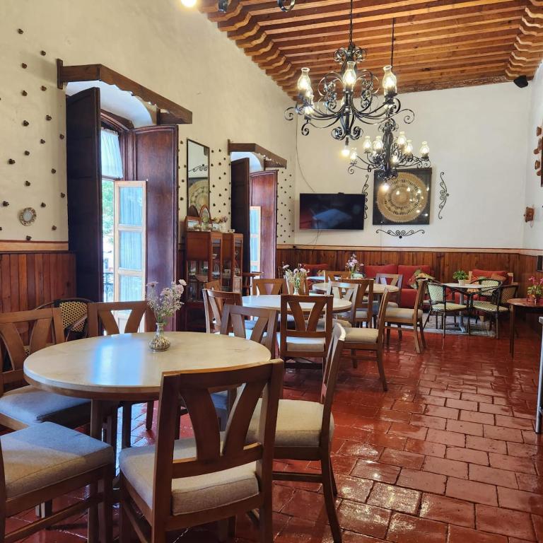 HOTEL CASA BAEZ HOTEL CASA BAEZ