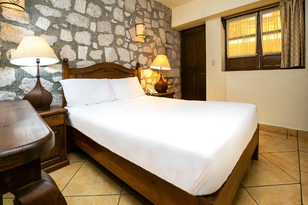 Hotel Casa del Virrey & Suites Hotel Casa del Virrey & Suites