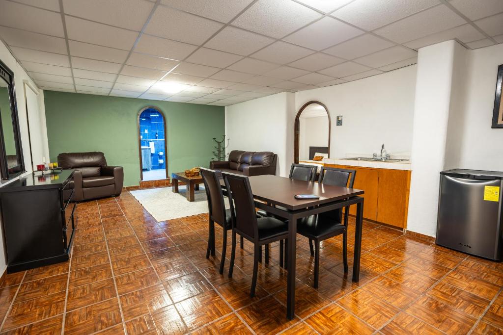 Hotel Casa Tequis San Luis Potosi Hotel Casa Tequis San Luis Potosi