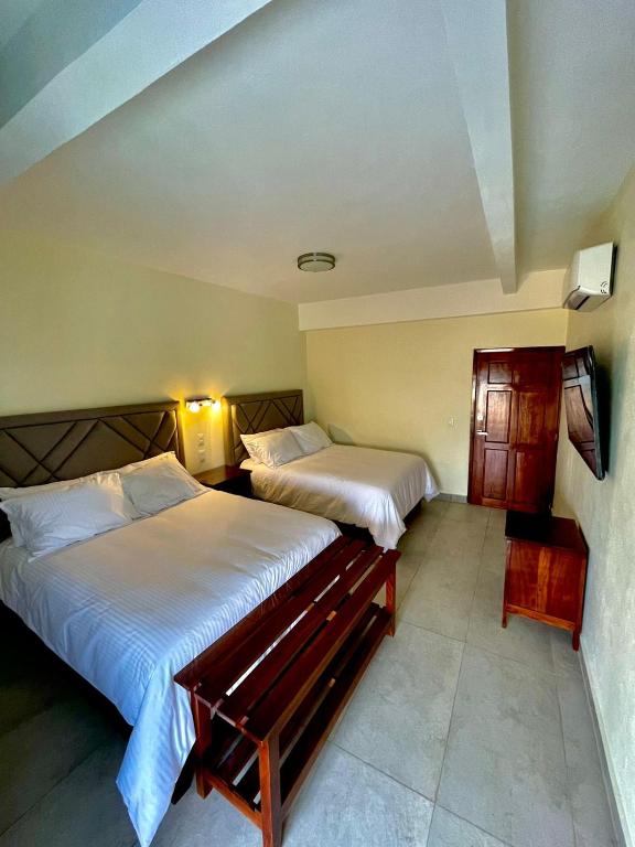 HOTEL CASABLANCA
