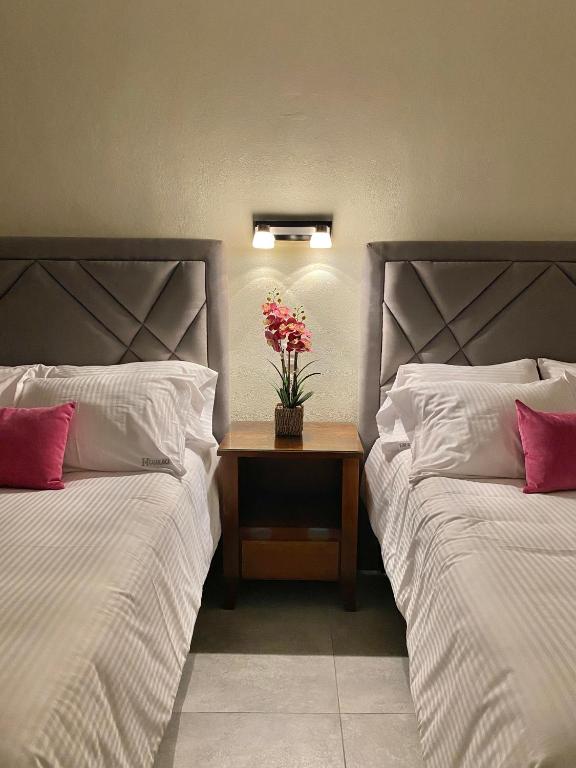 HOTEL CASABLANCA