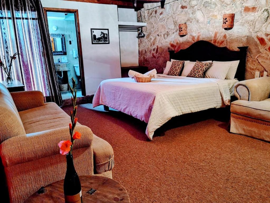 Hotel & Cava La Parroquia Hotel & Cava La Parroquia
