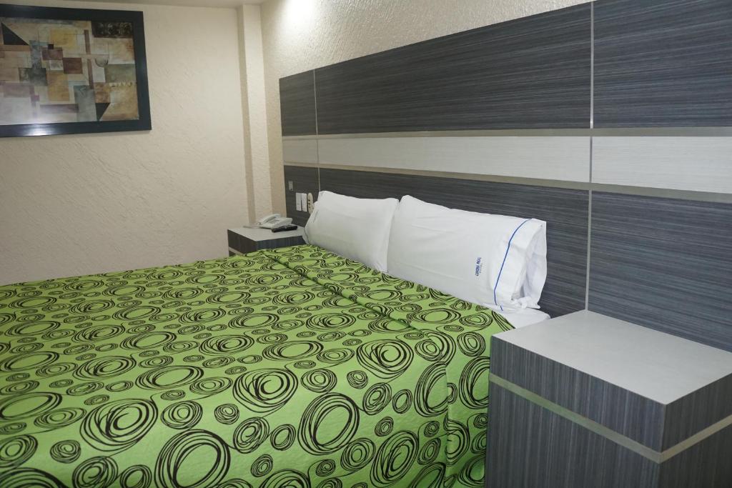 Hotel Corona Real