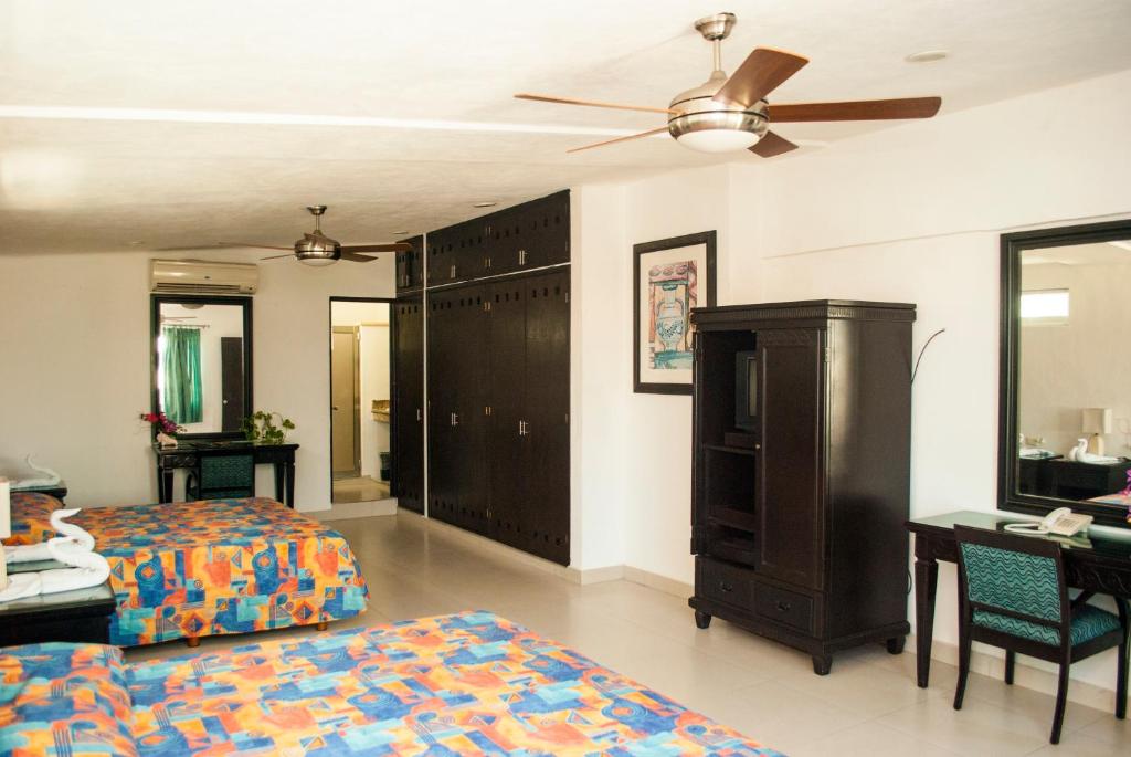 Hotel Del Sol