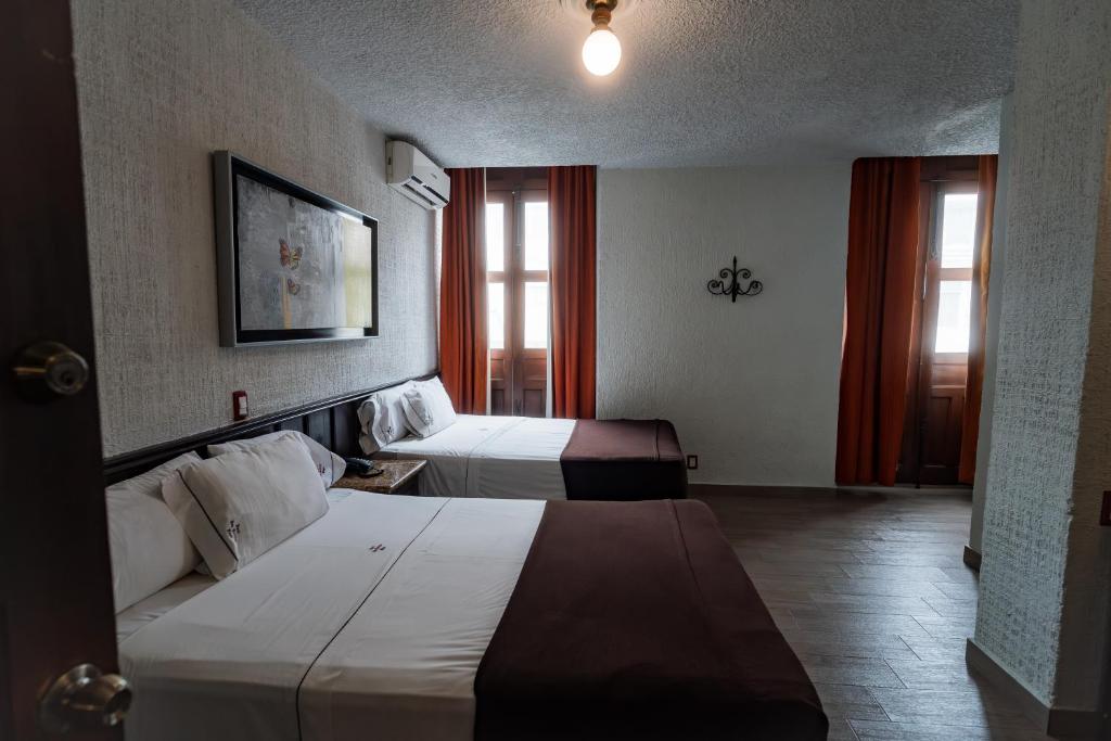 Hotel Don Quijote Plaza - Guadalajara Centro Historico