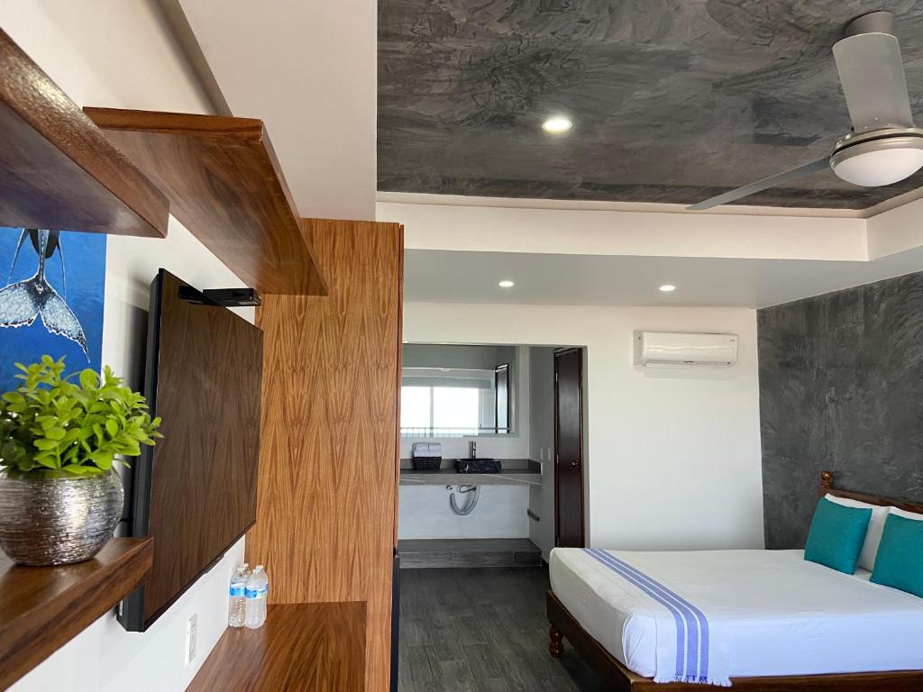 HOTEL EL CORAL