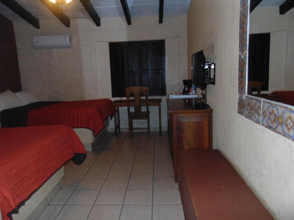Hotel El Rancho Hotel El Rancho