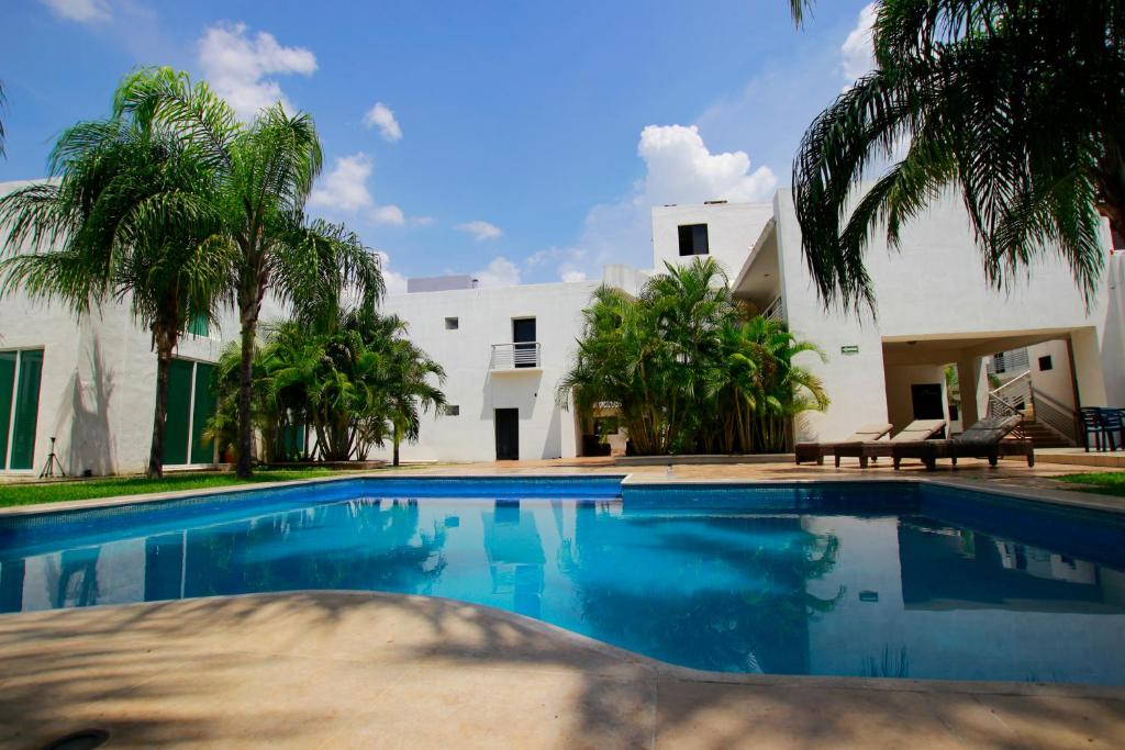 Hotel Embajadores
