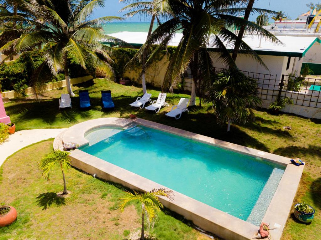 Hotel Flamingos Inn