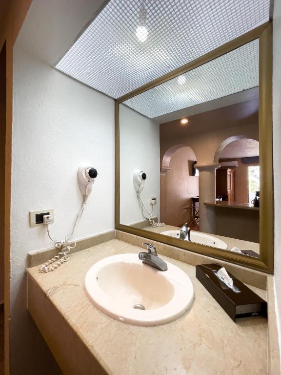 Hotel Gran Plaza & Convention Center