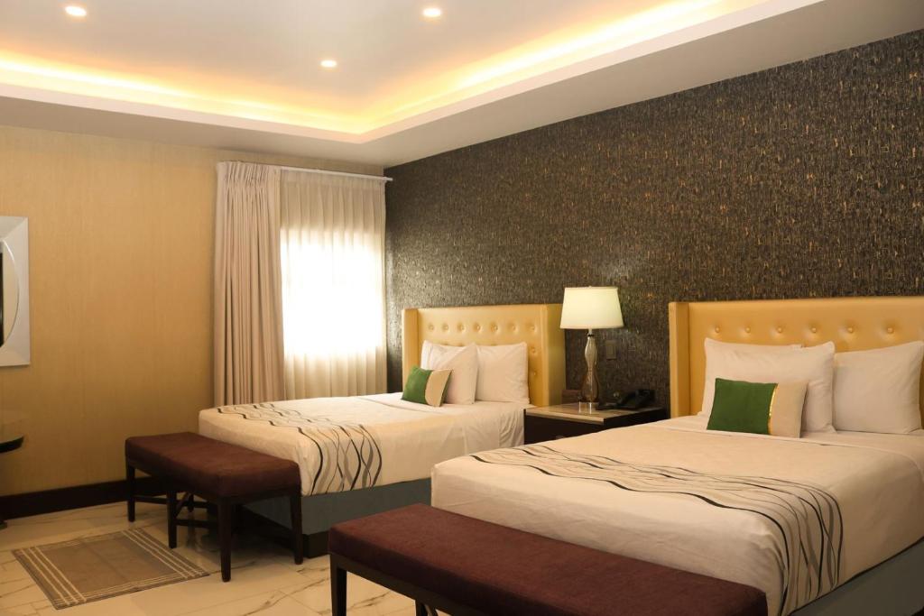 Hotel Grand One Plaza