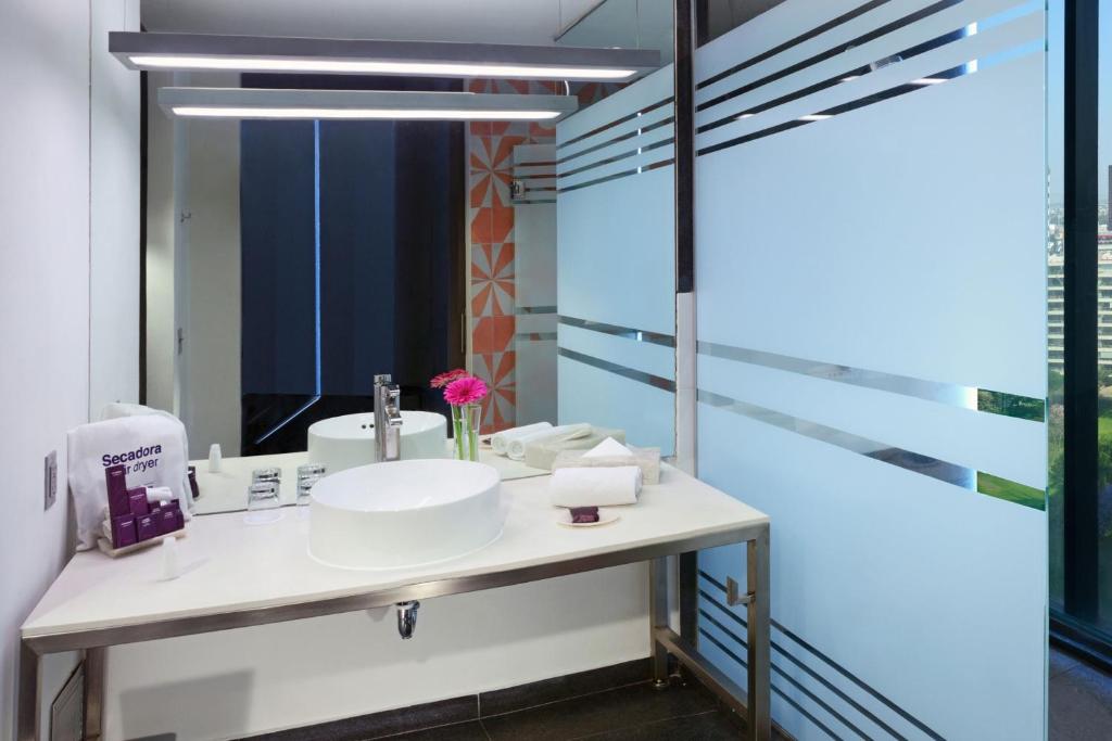 Hotel Guadalajara Country Club by HNF
