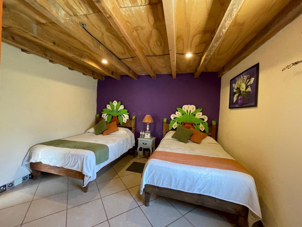 Hotel Hacienda Encantada
