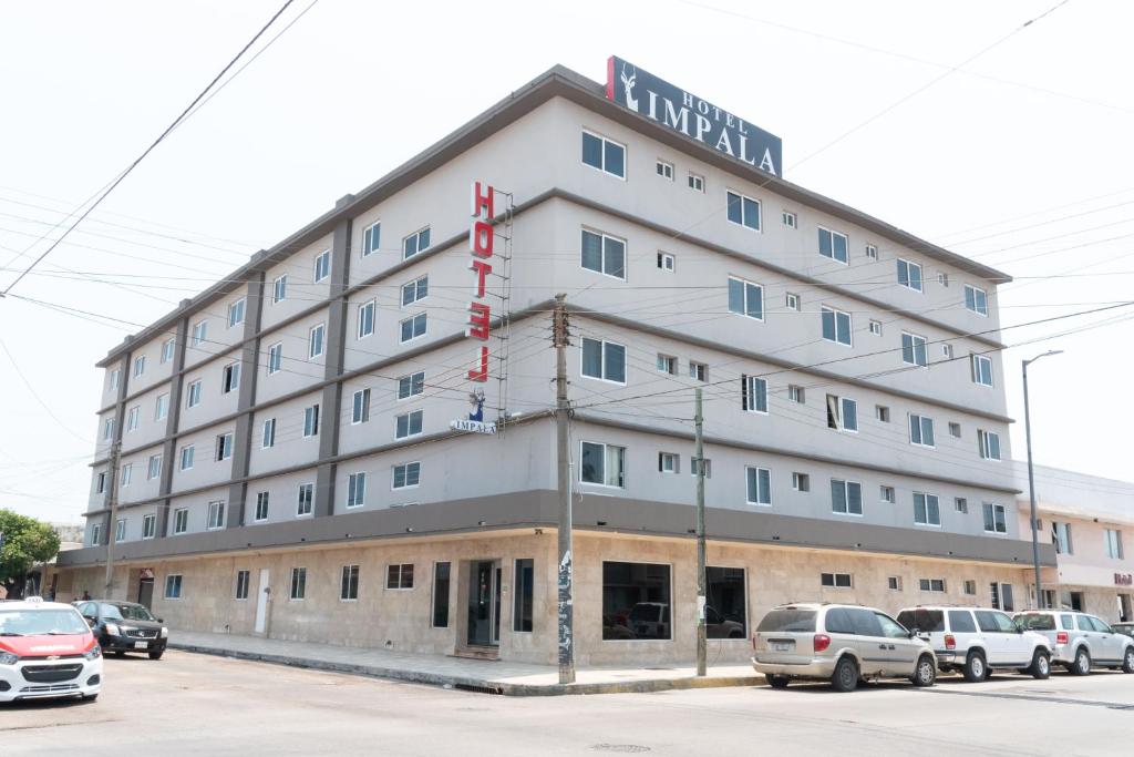 Hotel Impala -Atras del ADO