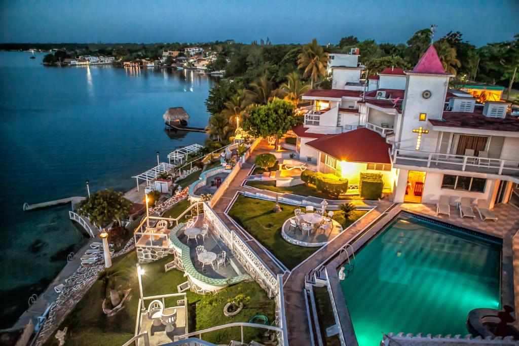 Hotel Laguna Bacalar Hotel Laguna Bacalar