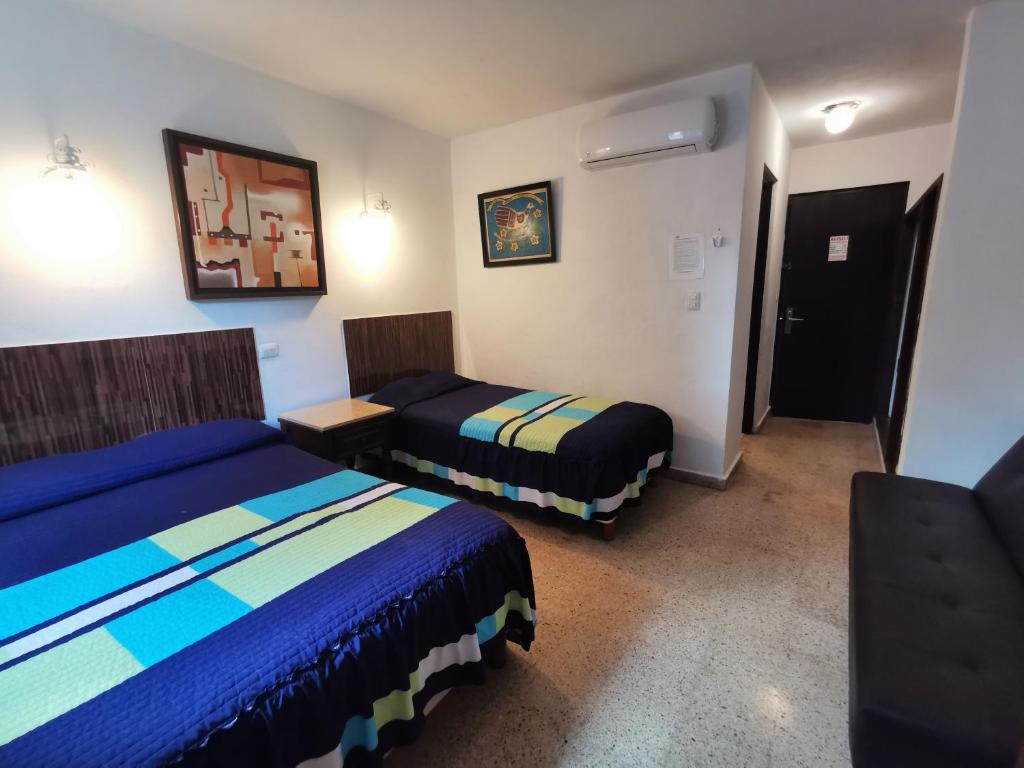 Hotel Las Dalias Inn