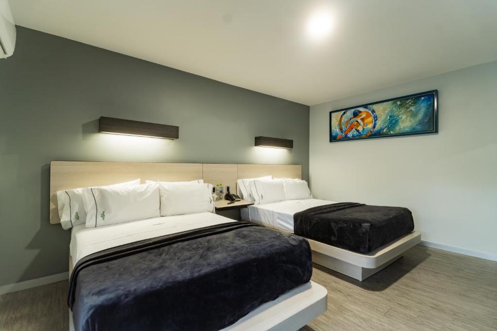 HOTEL LEMON GREEN -Zona Expo Frente al Centro de Convenciones