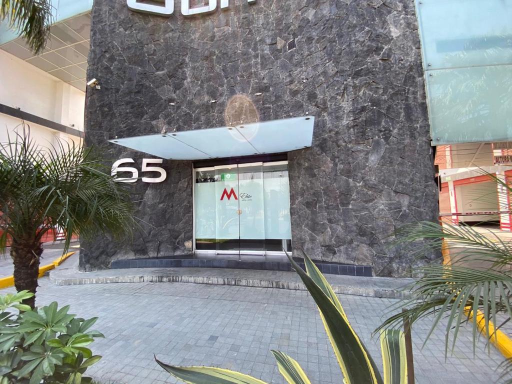 HOTEL M ELITE ROJO HOTEL M ELITE ROJO