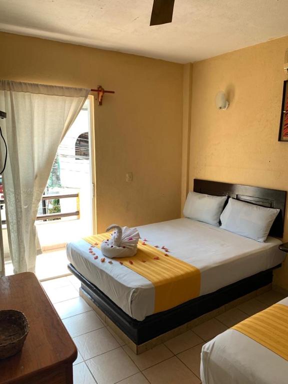 HOTEL MARIPOSA HOTEL MARIPOSA