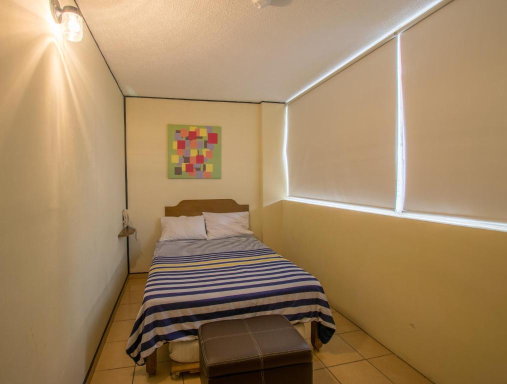 Hotel Mateos 1215 Hotel Mateos 1215