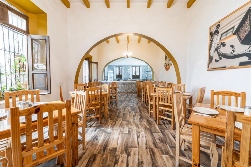 Hotel Meson de Isabel